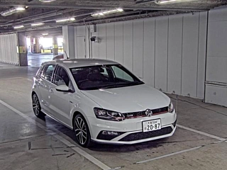 VOLKSWAGEN POLO 2016