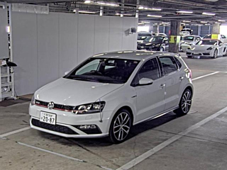 VOLKSWAGEN POLO 2016