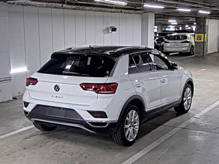 VOLKSWAGEN T-ROC 2021