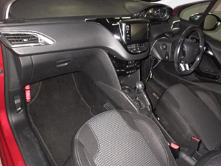 PEUGEOT 208 2016