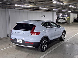 VOLVO XC40 2024
