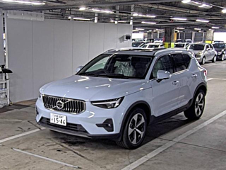 VOLVO XC40 2024