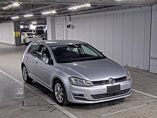 VOLKSWAGEN GOLF 2014