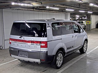 MITSUBISHI DELICA D5 2009