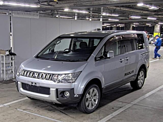 MITSUBISHI DELICA D5 2009