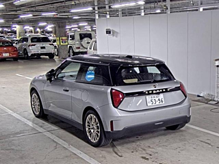 BMW MINI 2024