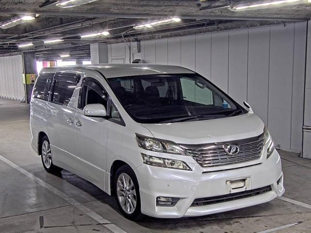 TOYOTA VELLFIRE 2008