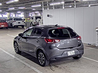 MAZDA DEMIO 2017