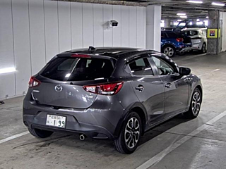 MAZDA DEMIO 2017