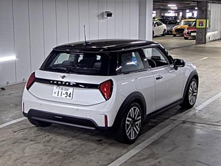 BMW MINI 2024