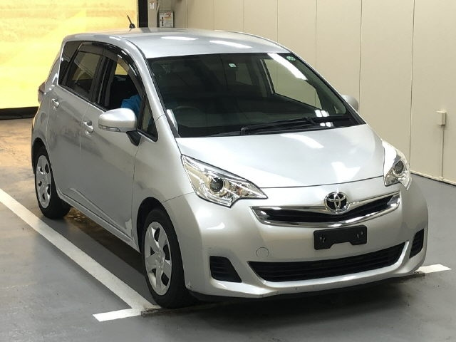 TOYOTA RACTIS 2016