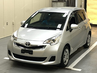 TOYOTA RACTIS 2016