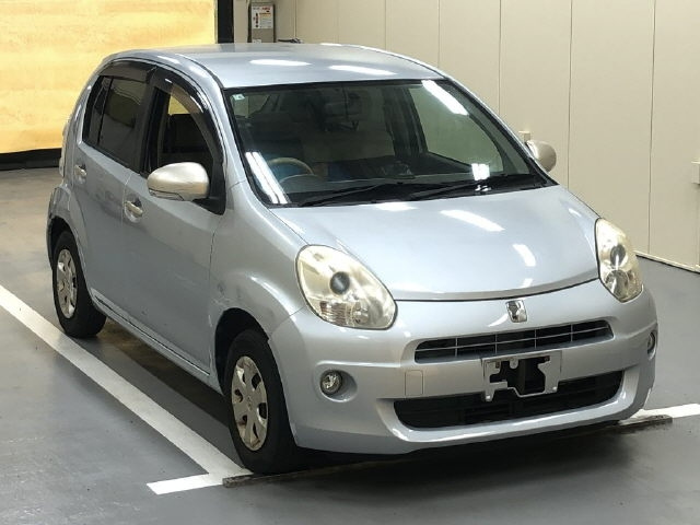 TOYOTA PASSO 2010