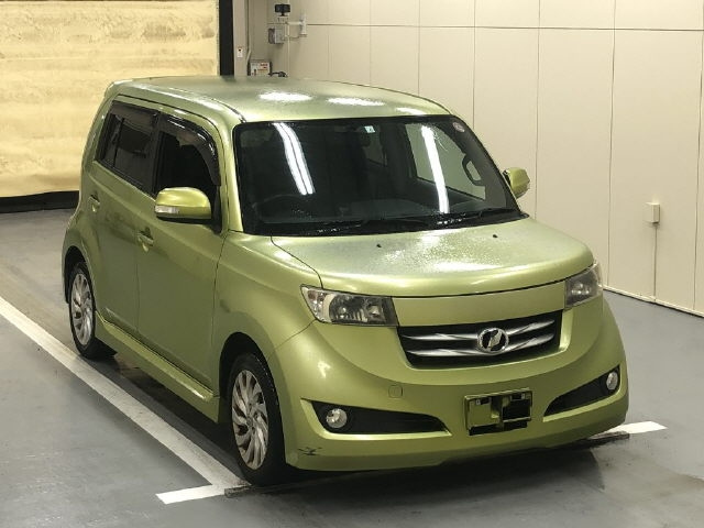 TOYOTA BB