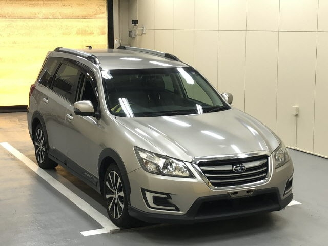SUBARU EXIGA 2018
