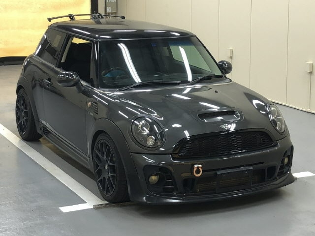 BMW MINI
