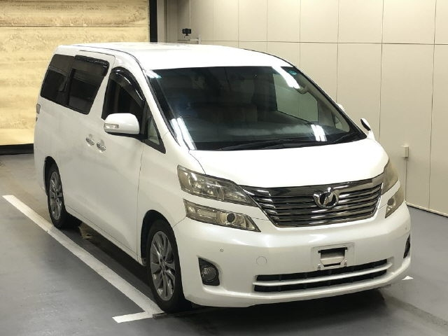 TOYOTA VELLFIRE 2011