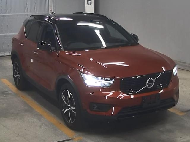 VOLVO XC40 2022