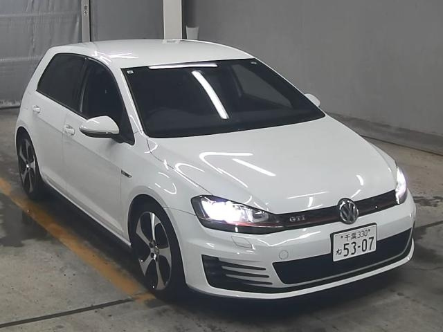 VOLKSWAGEN GOLF 2013