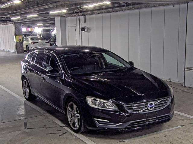 VOLVO V60 2017