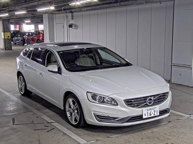 VOLVO V60 2017