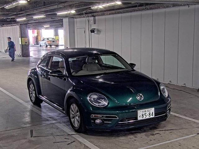 VOLKSWAGEN THE BEETLE 2017