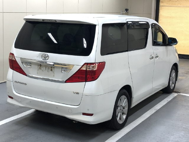 TOYOTA ALPHARD 2009