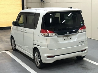 SUZUKI SOLIO 2015