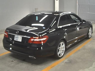MERCEDES BENZ E CLASS 2009