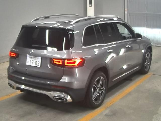MERCEDES BENZ GLB 2023