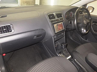 VOLKSWAGEN POLO 2010