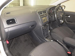 VOLKSWAGEN POLO 2012