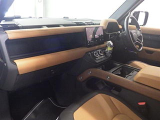 ROVER DEFENDER 2023