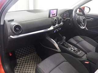 AUDI Q2 2017