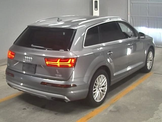 AUDI Q7 2016