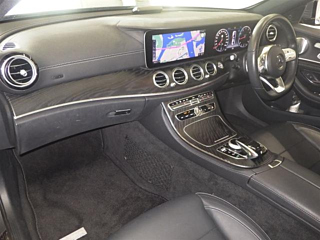MERCEDES BENZ E CLASS 2019