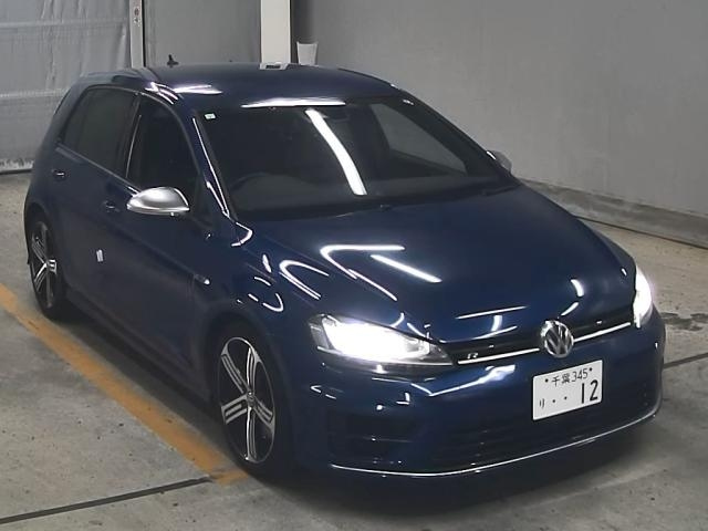 VOLKSWAGEN GOLF 2015