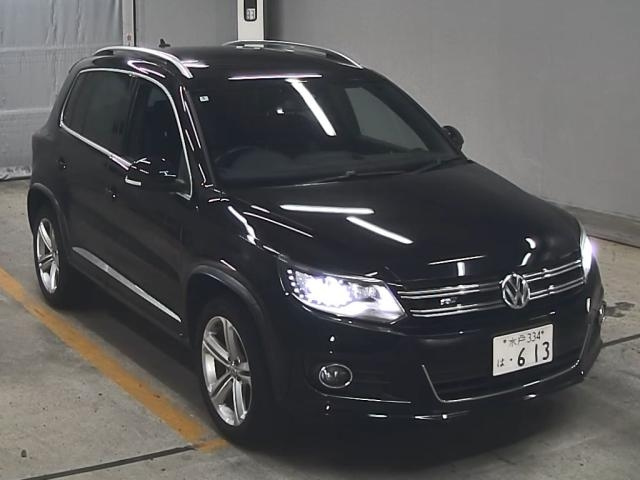 VOLKSWAGEN TIGUAN 2016