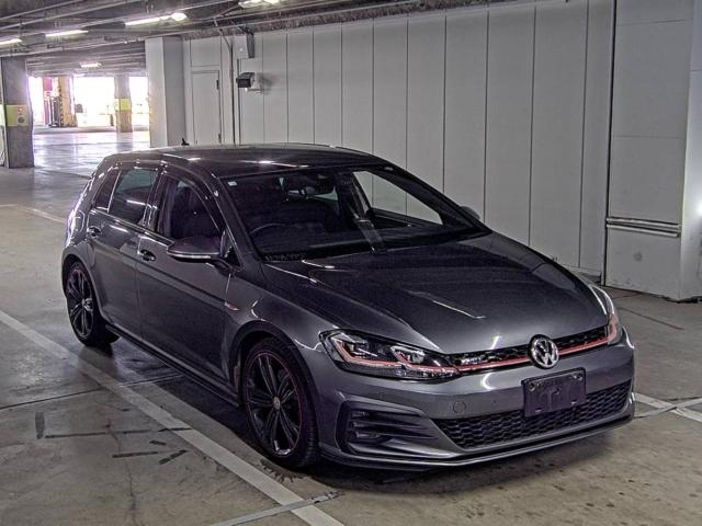VOLKSWAGEN GOLF 2018