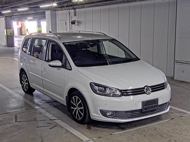 VOLKSWAGEN GOLF TOURAN 2014