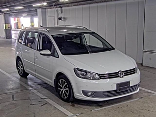 VOLKSWAGEN GOLF TOURAN 2014