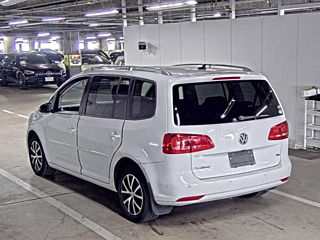 VOLKSWAGEN GOLF TOURAN 2014