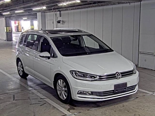 VOLKSWAGEN GOLF TOURAN 2016