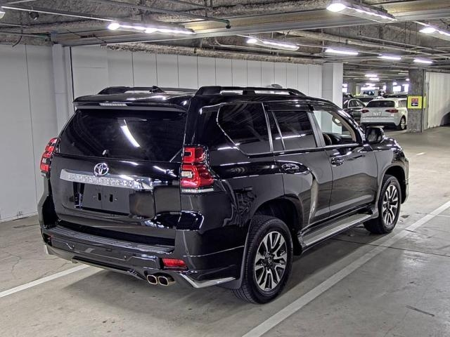 TOYOTA LAND CRUISER PRADO 2023