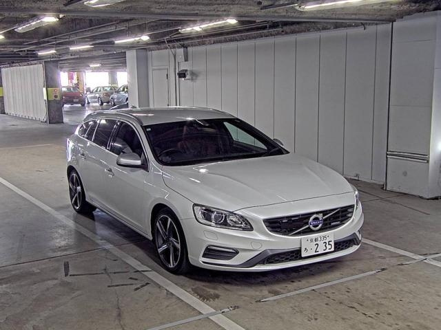 VOLVO V60 2014