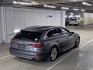 AUDI A4 2018