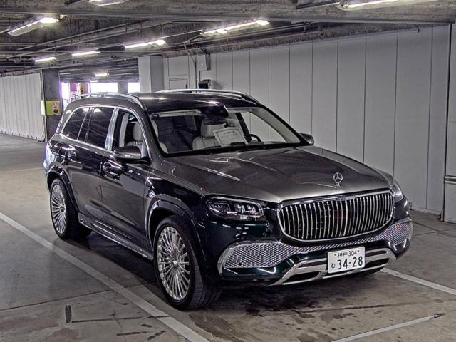 MERCEDES BENZ GLS 2023
