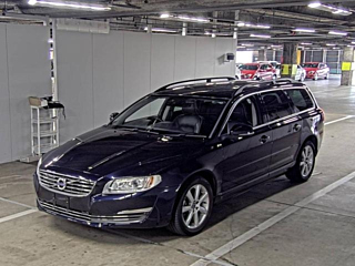 VOLVO V70 2016