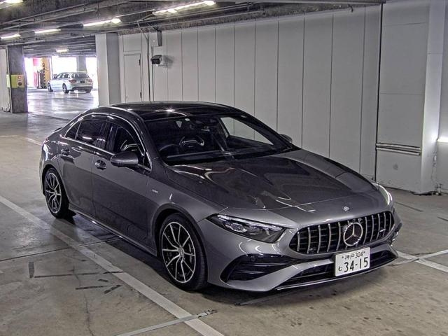 MERCEDES BENZ AMG 2023