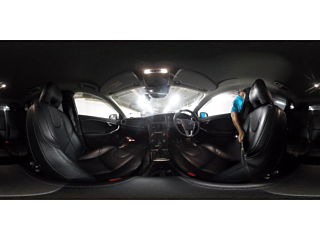 VOLVO V40 2016